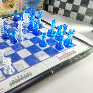 Bộ cờ vua giá rẻ BNASUN size 31x 31x 5,5cm