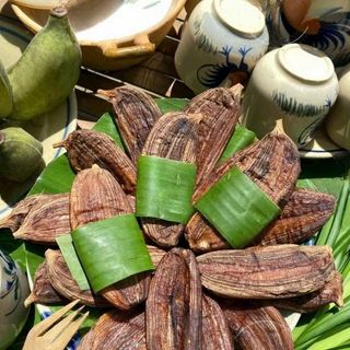 CHUỐI XIÊM HỒNG SẤY DẺO - ĐẶC SẢN MIỀN TÂY NAM BỘ 500G - WINNIE HOUSE