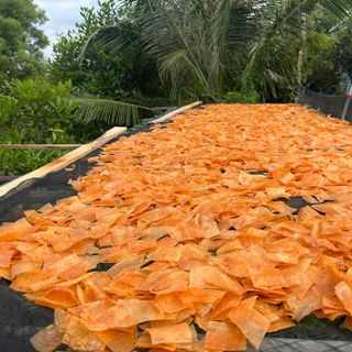 BÁNH PHỒNG TÔM NĂM CĂN, ĐẶC SẢN CÀ MAU 500G - WINNIE HOUSE
