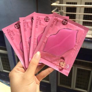 Mặt nạ môi