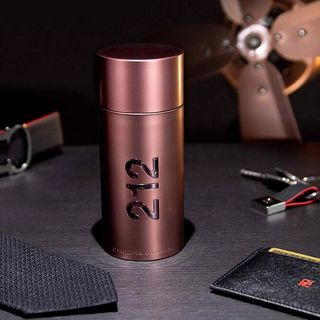 Carolina Herrera 212 Sexy Men, NAM TÍNH- CUỐN HÚT