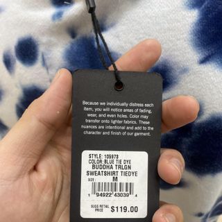 Áo thun tay dài True Religion Xanh loan trắng