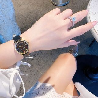 ĐỒNG HỒ DA NỮ M.ARC 1
