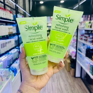 ữa Rửa Mặt SIMPLE Kind To Skin Refreshing Facial Wash Gel 150ml