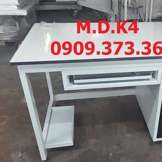 Bàn thao tác/workbench theo yêu cầu