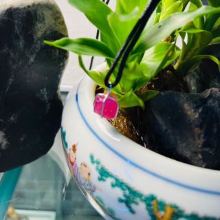 Mặt dây Ruby bọc Bạc, kèm dây đen