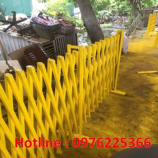 Hàng rào xếp sắt chữ T