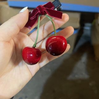 KẸP TÓC CHERRY
