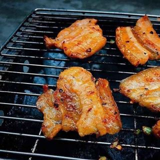 Heo rừng cây thơm ngon