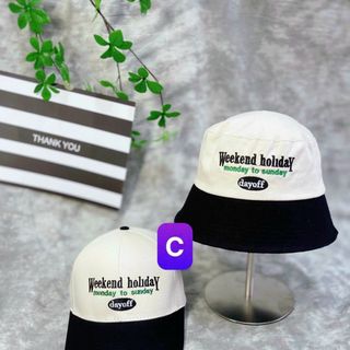 Mũ bucket thêu chữ day off trong hình bầu dục CQ