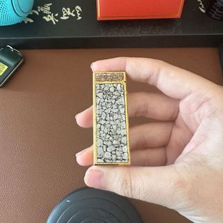 Bật lửa dunhilll ốp trứng