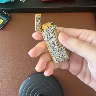Bật lửa dunhilll ốp trứng