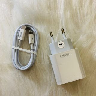 Bộ sạc nhanh 20W Pd QC Remax Rp U68 2 cổng Usb type C kèm dây type C lightning - Hàng chính hãng