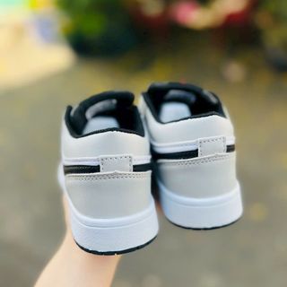 Bata  trẻ em
