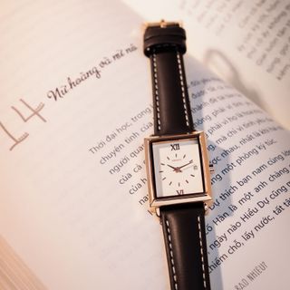 Đồng hồ nữ Draco D23-EL05 "Elegant" vàng hồng kết hợp chất liệu dây da bò màu đen-phụ kiện thời trang nữ nhẹ nhàng