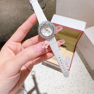 ĐỒNG HỒ NỮ TRUNG CẤP DA CHOPA HOA