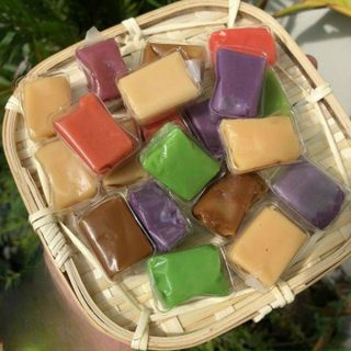 KẸO DỪA 9 VỊ ĐẶC SẢN BẾN TRE, ÍT NGỌT, BÉO CỐT DỪA TỰ NHIÊN 500G - WINNIE HOUSE