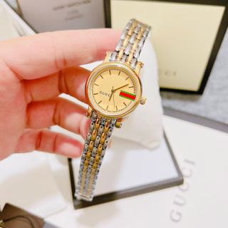 Đồng hồ guccisci lắc