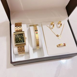 Đồng hồ sét phụ kiện mẫu mới