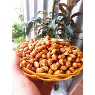 ĐẬU PHỘNG RANG TỎI ỚT GIÒN NGON, ĂN MÃI KHÔNG NGÁN 500G - WINNIE HOUSE