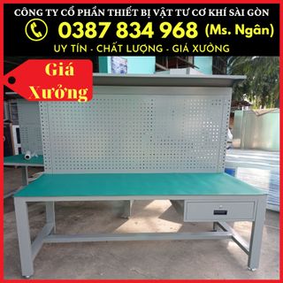 Bàn thao tác công nghiệp cho công nhân