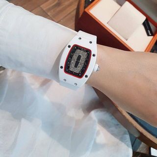 SALE: ĐỒNG HỒ NỮ TRUNG CẤP RICHA CAO SU