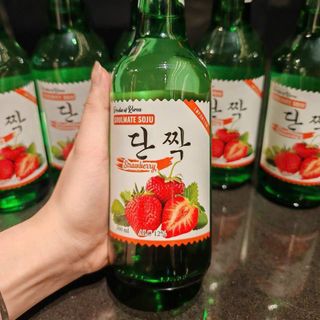 Phân phối Soju Hàn Quốc Soulmate Strawberry (vị dâu) 360ml giá sỉ, giá bán buôn giá sỉ