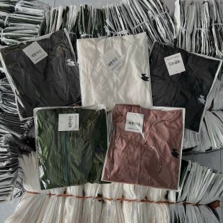 Áo khoác dù nhăn croptop chống nắng siêu mát , khóa zip phong