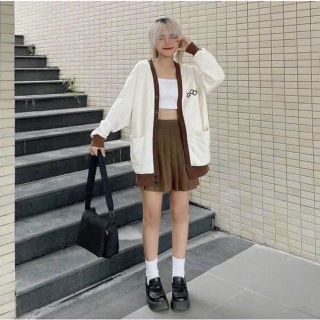 Áo Khoác Cardigan Hoạt Hình Phối Viền Nâu Form Hàn Quốc Xinh Xắn.