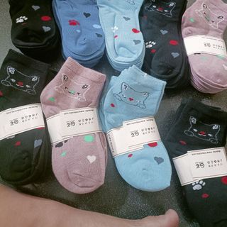 Tất hình bé hàng việt nam giá 3,7k