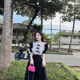 Đầm nhung phối cổ ren form dài