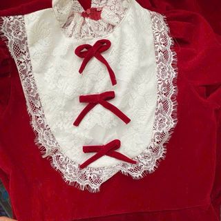 Đầm nhung phối cổ ren form dài