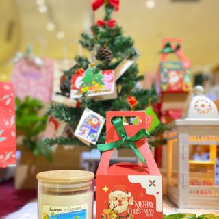 Set Quà Tặng Giáng Sinh Noen, Sinh Nhật, Kỷ Niệm, Ngày Lễ Cho Người Yêu, Người Thân Cùng Nến THơm Tinh Dầu