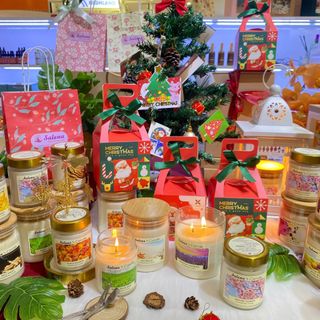 Set Quà Tặng Giáng Sinh Noen, Sinh Nhật, Kỷ Niệm, Ngày Lễ Cho Người Yêu, Người Thân Cùng Nến THơm Tinh Dầu