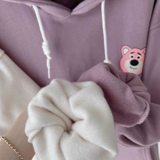Áo hoodie gấu dâu, nón có phối tai from rộng. Giá sỉ - giá bán buôn