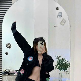 Áo khoác nỉ carigan in hình gấu dâu. Giá sỉ- giá bán buôn