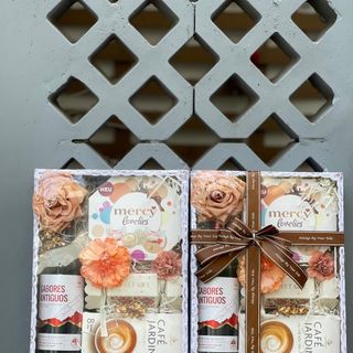 Set Hộp Quà Tết Nhiều Tone Màu Nhiều Mẫu Hộp - Khay Ren - Lãng Gỗ - Cốp Da,... Sang Trọng Thích Hợp Biếu Tặng Dịp Năm Mới Ý Nghĩa