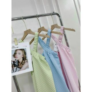 Đầm maxi đi biển, cổ chéo hở vài siêu xinh. Chất đũi xốp ô vuông