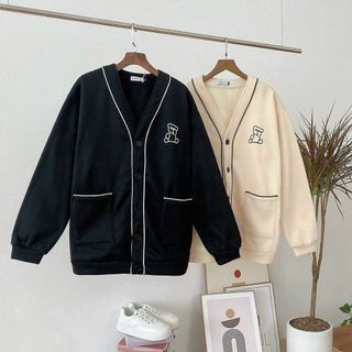 ÁO KHOÁC HOODIE NAM NỮ FORM RỘNG DÁNG KIỂU GÀI NÚT CÓ ĐƯỜNG VIỀN IN HÌNH GẤU CỰC ĐÁNG IU HÀNG CUTE HOT TREND-HTM FASHION
