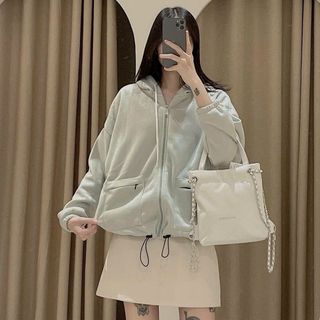 ÁO HOODIE NỈ NAM NỮ VỚI DÁNG FORM RỘNG CHẤT LIỆU VẢI NỈ DÀY DẶN MỀM MỊN ÁO CÓ NÓN CHỐNG NẮNG THIẾT KẾ 2 TÚI BÊN TIỆN LỢI DÂY RÚT HÀNG HOT TREND-HTM FASHION
