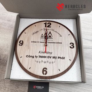 Đồng hồ gỗ treo tường Tròn Khắc MÃ ĐÁO THÀNH CÔNG – Khắc logo, hình ảnh làm quà tặng Kỷ niệm thành lập công ty, quà tặng sếp, tri ân thầy cô giáo, ý nghĩa, sang trọng - Quà tặng tốt nghiệp, quà sinh nhật