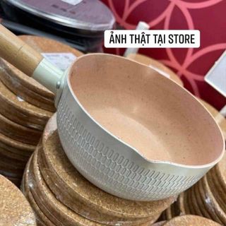 (Cán Tròn)Chảo Vân Đá Xanh Hồng Cán Gỗ 18CM