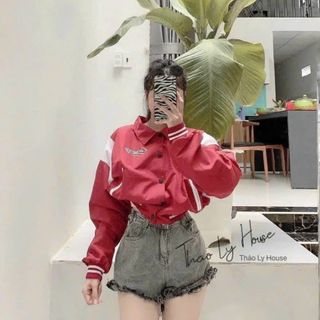 ÁO KHOÁC DÙ NỮ VỚI DÁNG KIỂU LỬNG DÀI TAY TRƯỚC ÁO CÓ 2 VIỀN KẺ SỌC CHẤT LIỆU VẢI DÀY MÁT MẺ ÁO ĐẸP HÀNG HOT TREND-HTM FASHION