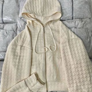 ÁO KHOÁC NHẸ NHÀNG NỮ VẢI ĐẸP NỔI KIỂU LỬNG CÓ KÈM TÚI TRONG TO MANG RẤT LÀ PHONG CÁCH THỜI TRANG ÁO, ĐẸP CUTE HOT TREND-HTM FASHION