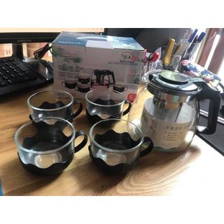 Bình Lọc Trà Kèm 4 Ly Thủy Tinh