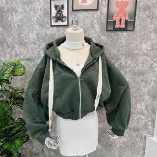 ÁO KHOÁC KIỂU DÁNG LỬNG NỮ VỚI CHẤT LIỆU VẢI NỈ DÀY MỊN KÈM NÓN TRÙM ĐẦU TO RỘNG SIÊU XỊN LÊN FORM RẤT ĐẸP LẮM NHA HÀNG HOT TREND-HTM FASHION