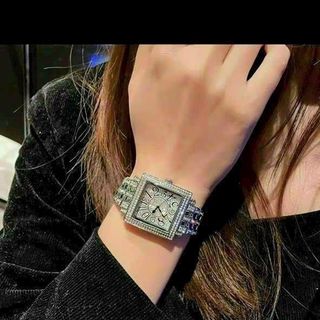 ĐỒNG HỒ CAO CẤP LÊN TAY CỰC ĐẸP ,GIÁ RẺ ,THƠI TRANG ,BAO ĐẸP CHẤT LƯỢNG
