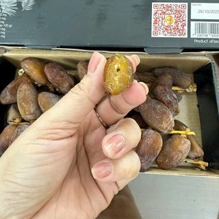 - Chà Là Israel nguyên cành nhập khẩu trực tiếp - 500G