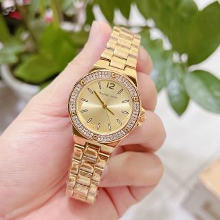 Đồng hồ mẫu mới