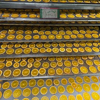 Cam vàng sấy khô